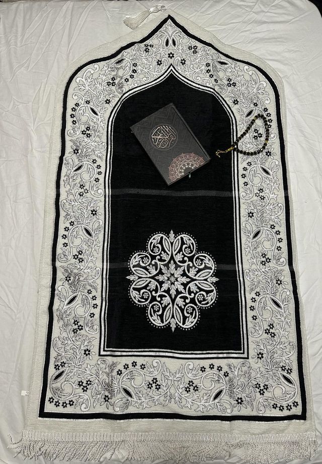 Set Alfombra islam Nueva de rezo/oración de Egipto