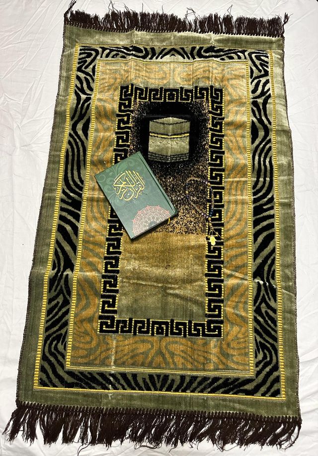 Set Alfombra islam Nueva de rezo/oración de Egipto