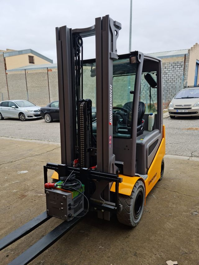 Carretilla electrica 2500kg