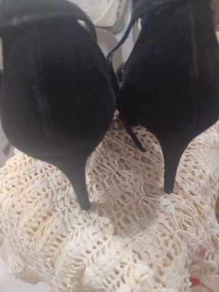 2 PARES ZAPATOS NUEVOS ( Los más bajos vendidos,