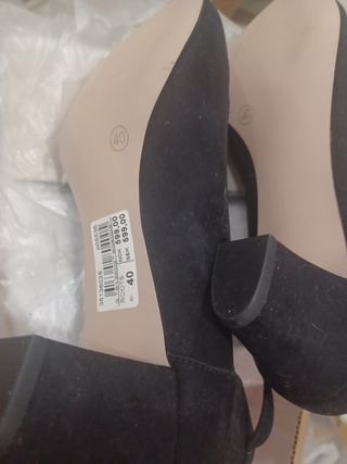 2 PARES ZAPATOS NUEVOS ( Los más bajos vendidos,