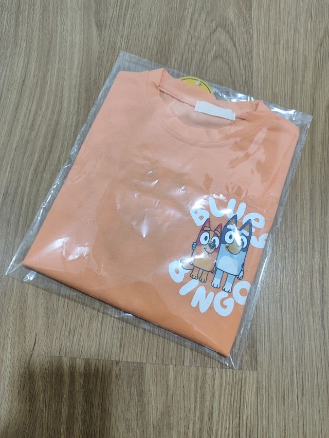 Camisola / T-shirt Bluey Bingo - nova