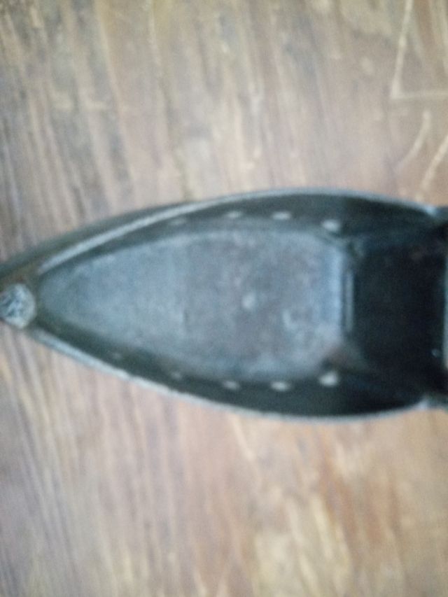 Ferro da stiro in ghisa