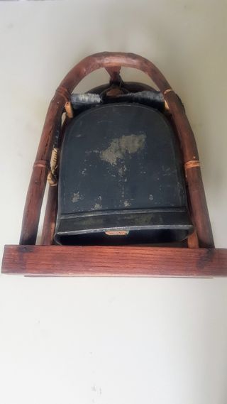 Campana thai da elefante in bronzo .