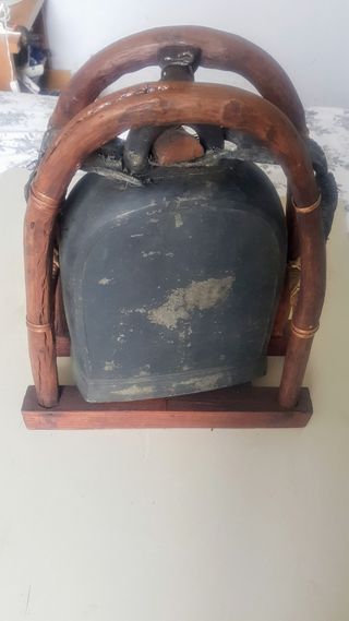 Campana thai da elefante in bronzo .