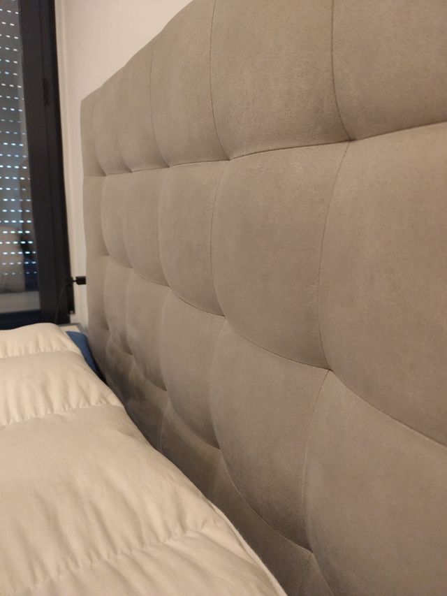 Cabecero 150/160 tapizado antimanchas gris