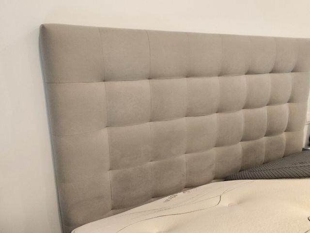 Cabecero 150/160 tapizado antimanchas gris
