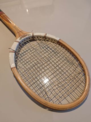 Raqueta antigua bádminton