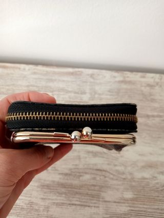 Monedero de serpiente