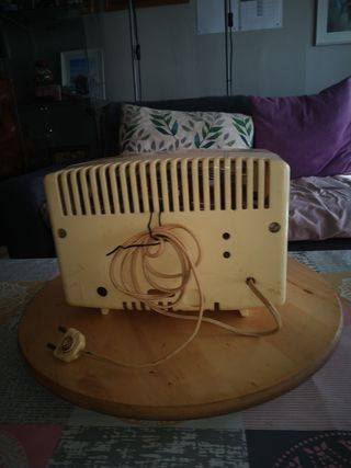 radio de valvulas antigua