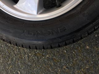 Llanta aleación y neumáticos 205/60 R15