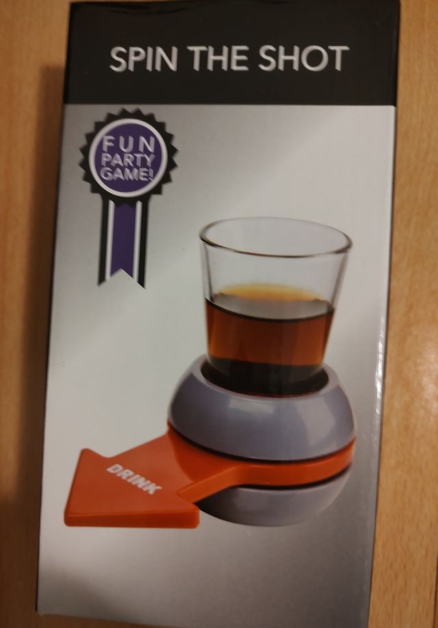 Spin the Shot - party game alcolico, idea regalo