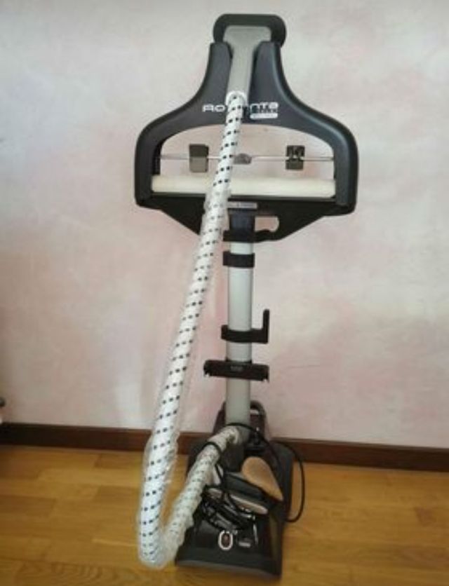 Stiratore verticale Rowenta