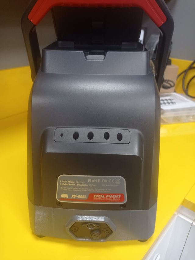 CORTADORA DE LLAVES Xhorse Dolphin XP005L