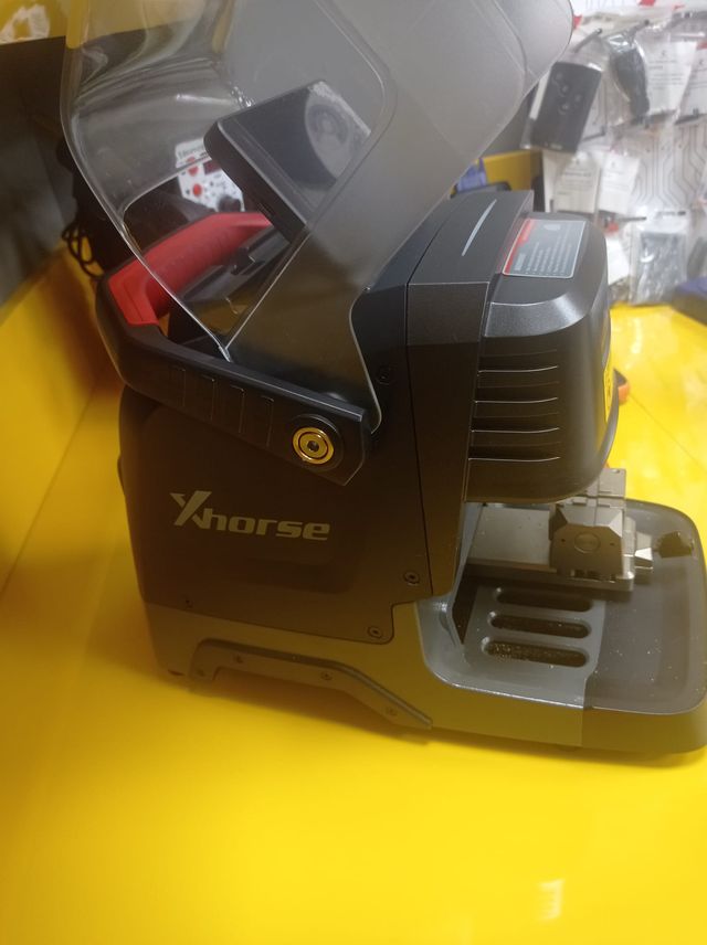 CORTADORA DE LLAVES Xhorse Dolphin XP005L