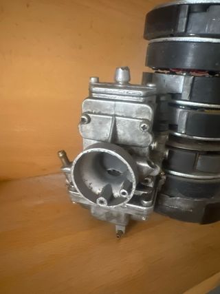 Carburador mikuni 24