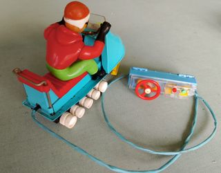 Moto de nieve de Bandai