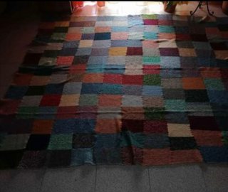 Coperta tappeto cm 205 x cm 230 a € 30.