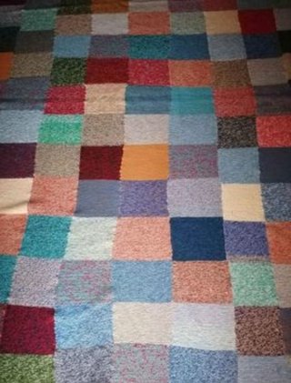 Coperta tappeto cm 205 x cm 230 a € 30.