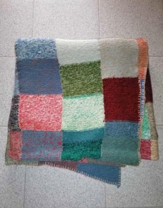 Coperta tappeto cm 205 x cm 230 a € 30.