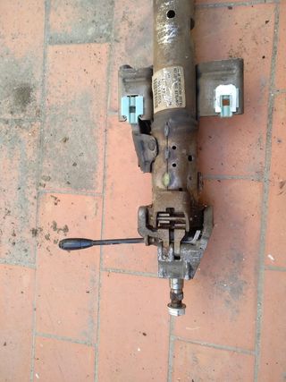 Jeep Cherokee caña dirección