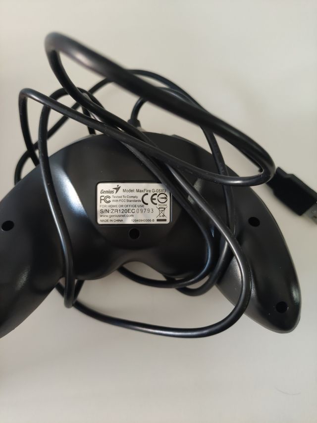 Mando pc genius Maxfire G-08xu