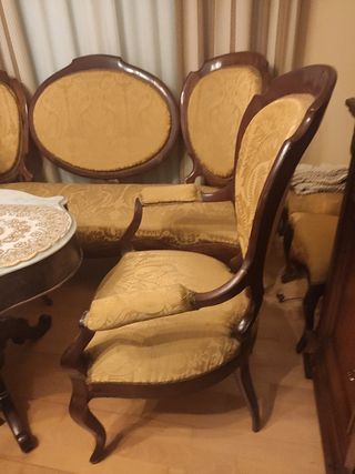Mueble antiguo, sillón