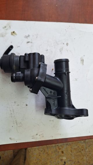 VALVULA BRIDA DE AGUA RENAULT TRAFIC III VIVARO