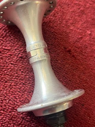 Buje delantero Campagnolo C-Record 36 radios