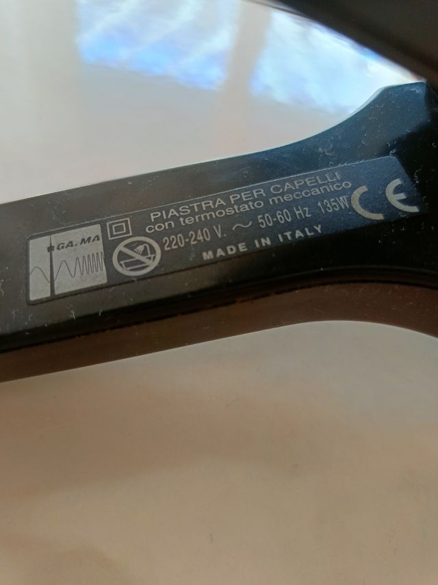 Piastra capelli Ga Ma professionale 