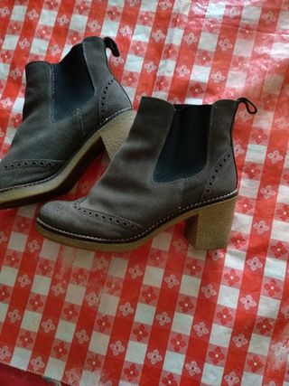 ÚLTIMOS DÍAS,,,,botas , botines,, marrón