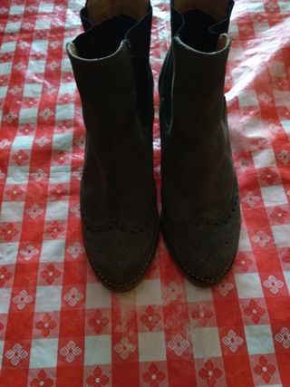 ÚLTIMOS DÍAS,,,,botas , botines,, marrón