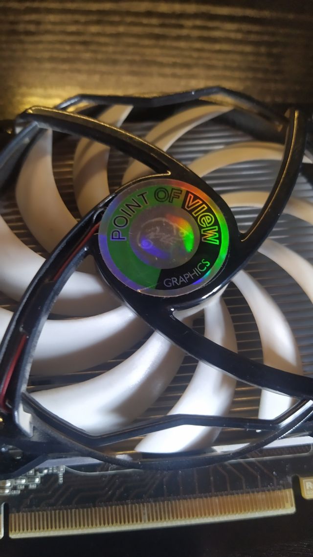 Tarjeta grafica POINT OF VIEW GeForce GT 240 1GB