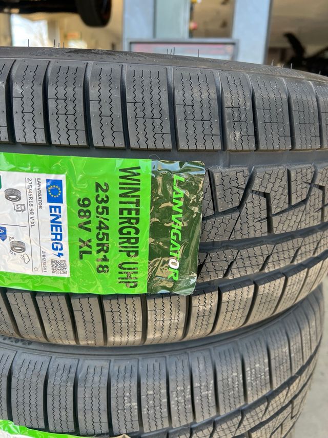 4 neumaticos 235/45-18