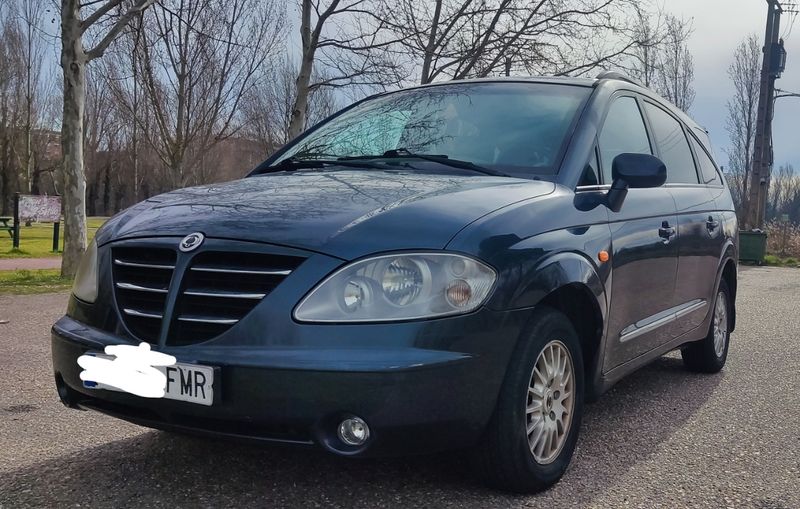 SsangYong Rodius 2007 - foto 1