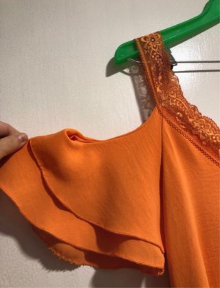 Blusa naranja volantes TU