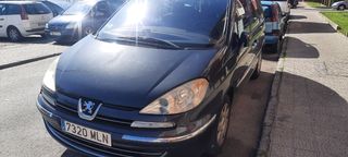 Peugeot 807 2008