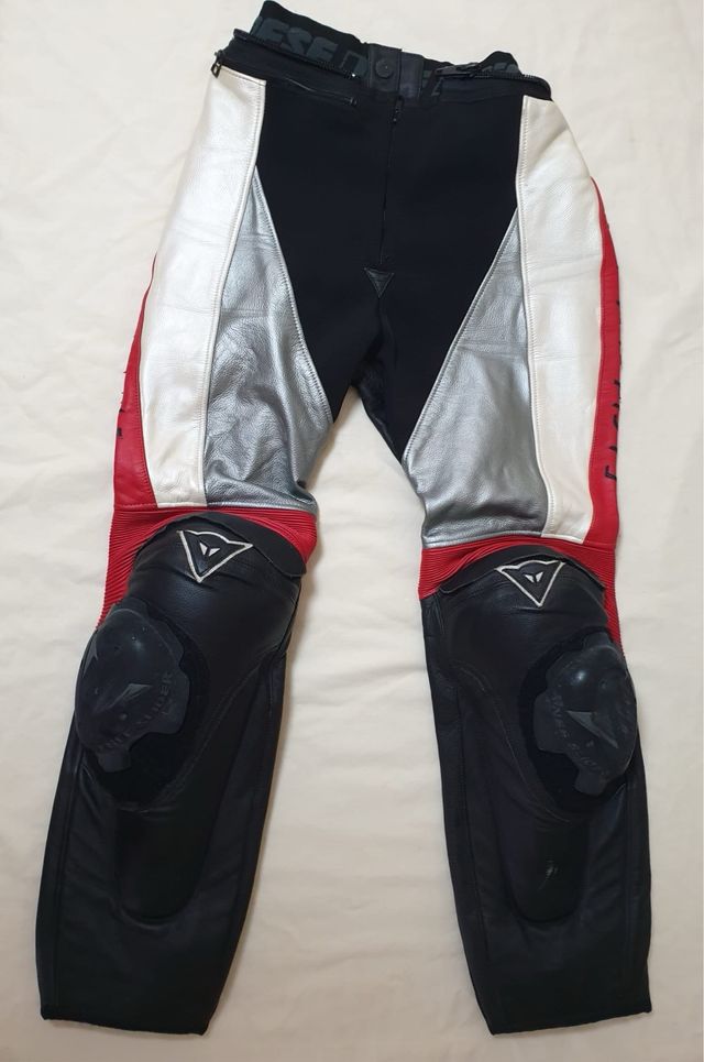 Mono moto mujer dainesse