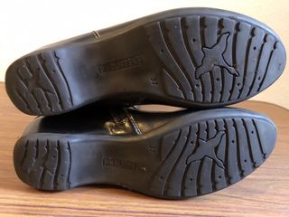 Botas altas sin tacon Pikolinos