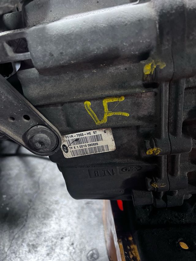 Caja de cambio ford transit YC1R7003HE
