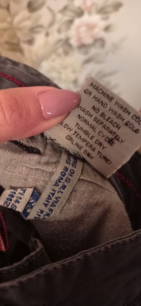 Pantalone uomo pesce rosso