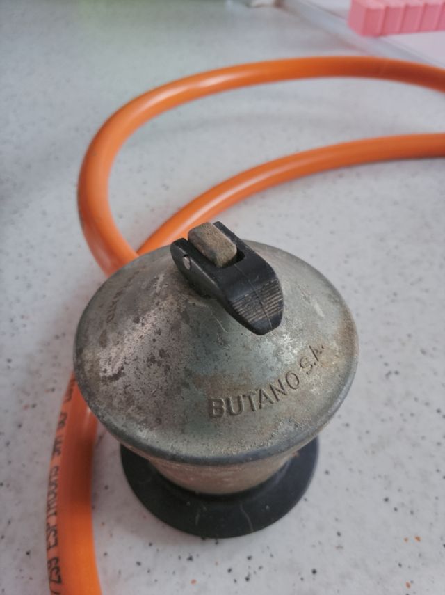Reguladores butano con goma incluida