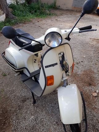 Vespa 125