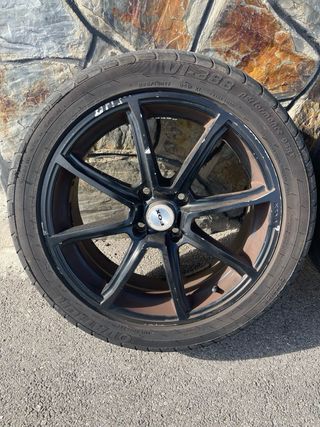 Llantas Fox para Peugueot/Citroen con neumaticos.