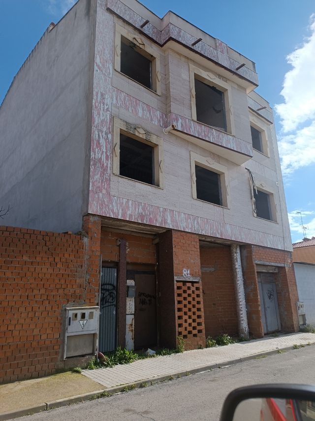 bloque de Pisos en venta