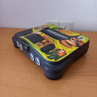 CONSOLA NINTENDO 64 SKIN DONKEY KONG 64 COMPLETA