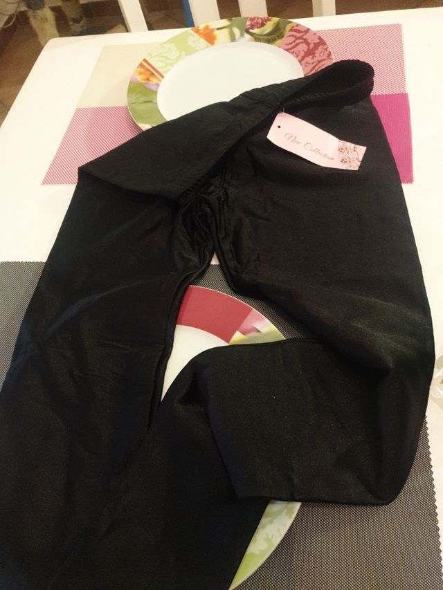 Leggins lucidi neri nuovi