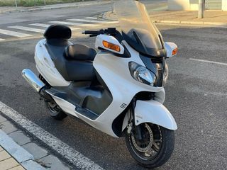 SUZUKI BURGMAN 650