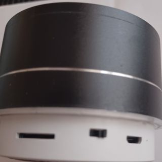 Minialtavoz A10