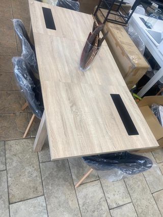 Mesa Comedor extensible lara+6 Sillas acolchadas